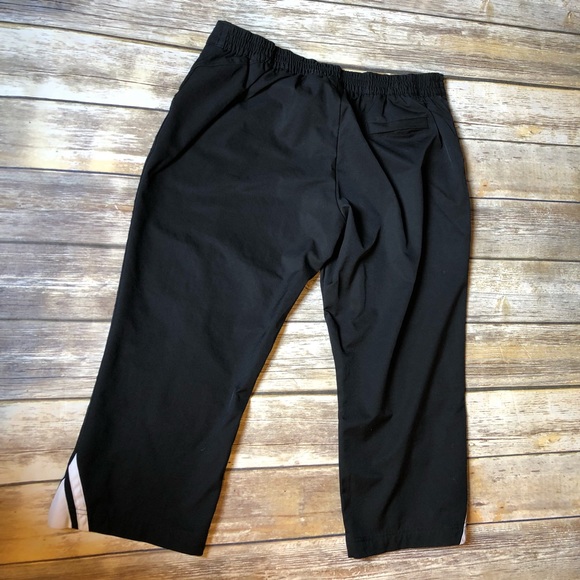 💥Nike cropped workout pants - Picture 6 of 6